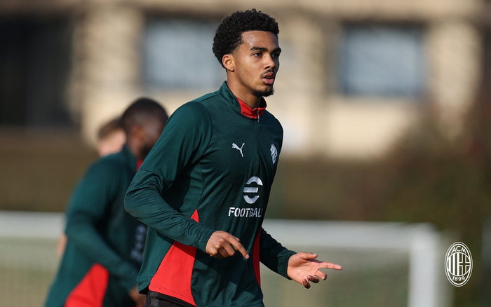 开云下载-米兰开启新一周训练备战|AC米兰|ac米兰|工作_新浪体育_新浪新闻