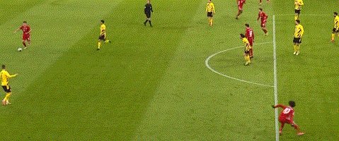 开云体育网址-【德甲】哈兰德2响伤退 莱万戴帽 拜仁4比2逆转多特