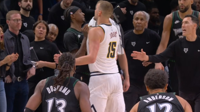 开云体育下载-NBA官宣掘狼冲突罚单：约基奇罚5万兰德尔罚3.5万 无人被禁赛